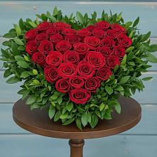 Цветочная композиция из Розы в виде сердца #REPLACE_PRED# Высоцке