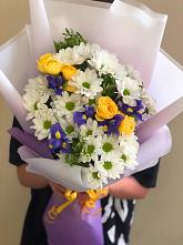 Букет цветов из:  Ирисы, Хризантемы и Розы #REPLACE_PRED# Высоцке